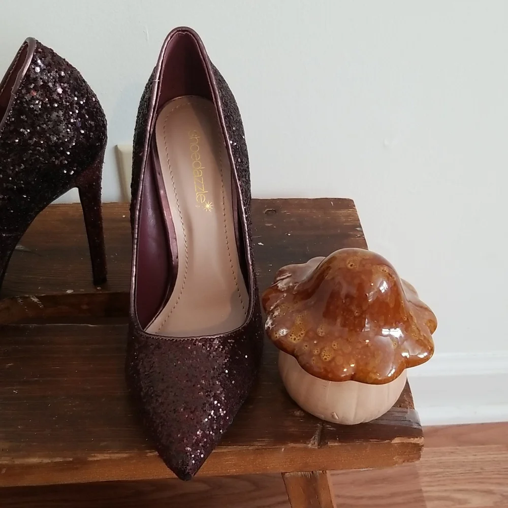 High Heels - Picture 2 of 5